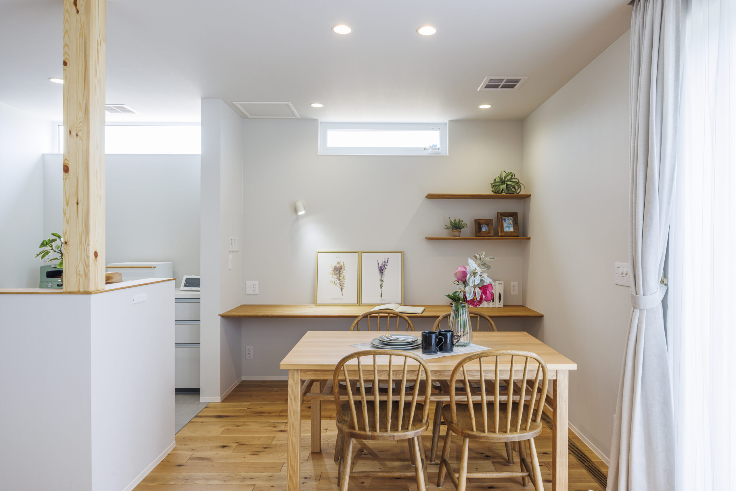シャープな外観の奥に広がる機能満載な住まい
