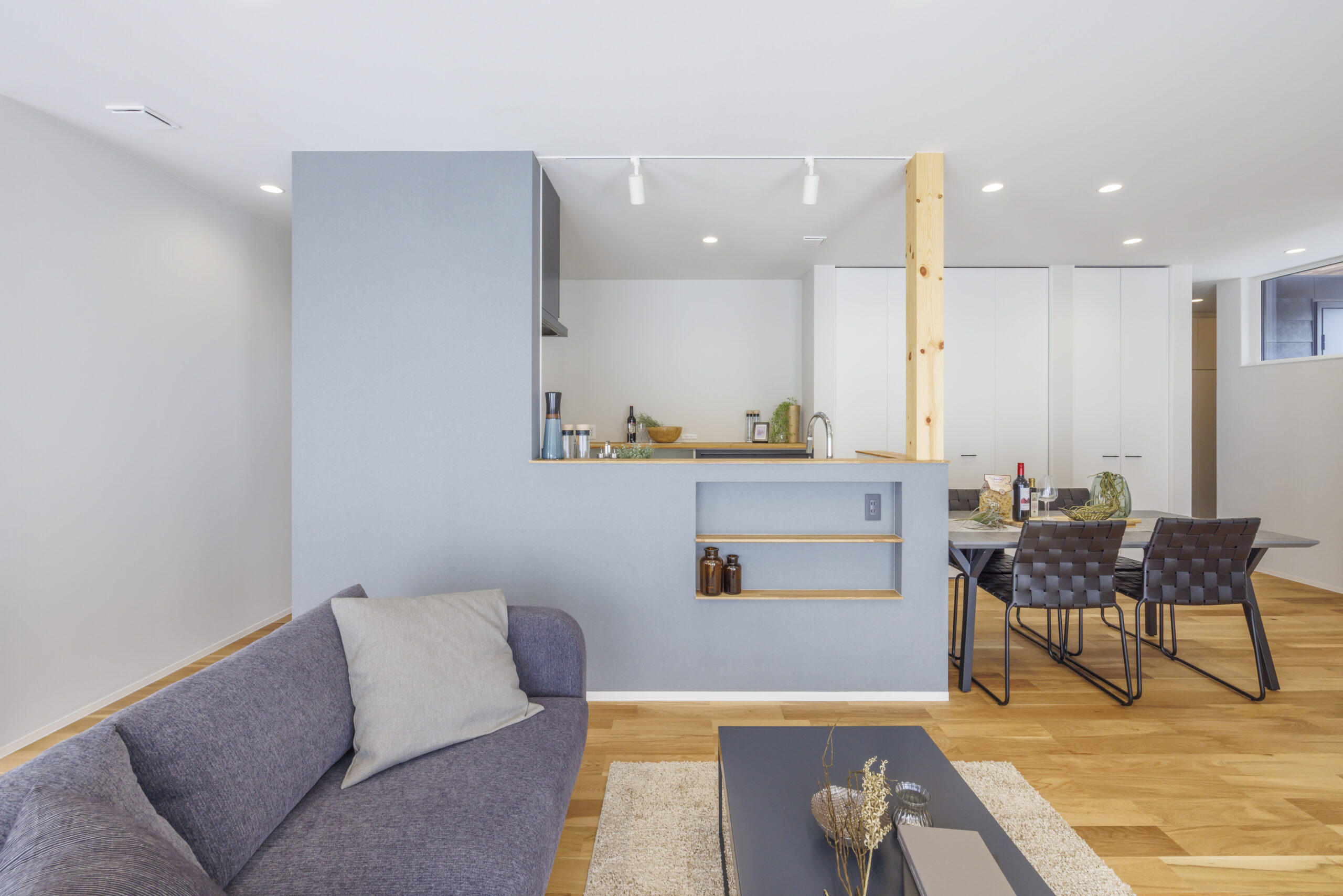 切妻屋根の平屋