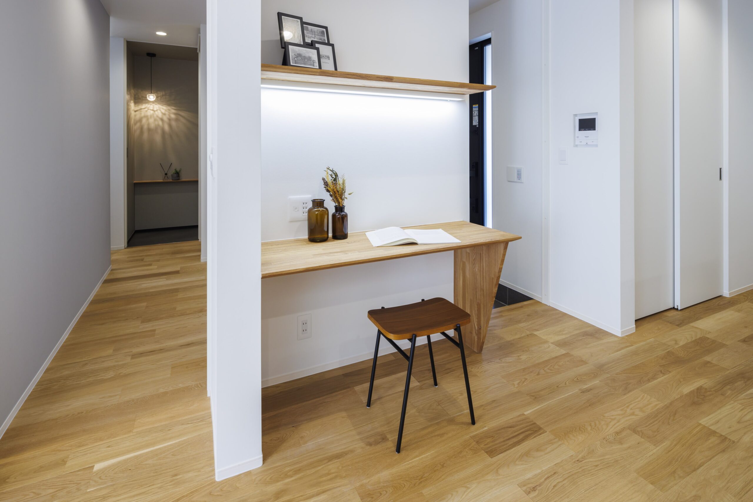 TWO BOX HOUSE