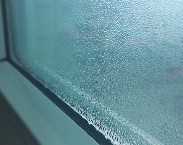 気密を良くして夏型結露を抑える
